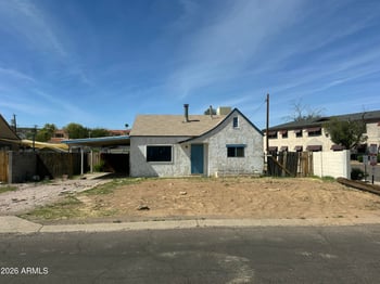 13422 21st Pl, Phoenix, AZ 85022