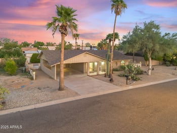13423 29th Pl, Phoenix, AZ 85032