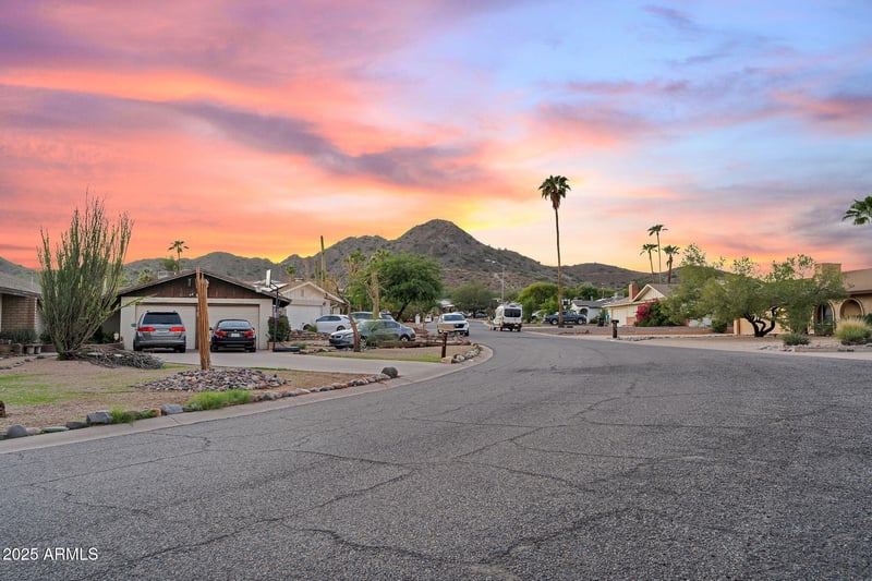 13423 29th Pl, Phoenix, AZ 85032