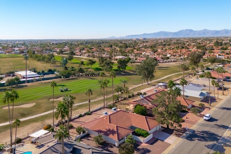 13423 Gable Hill Dr, Sun City West, AZ 85375