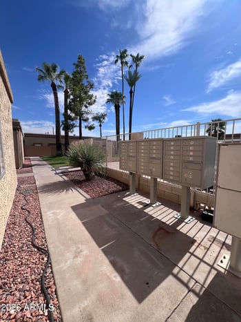 1343 Pierson St, Phoenix, AZ 85014