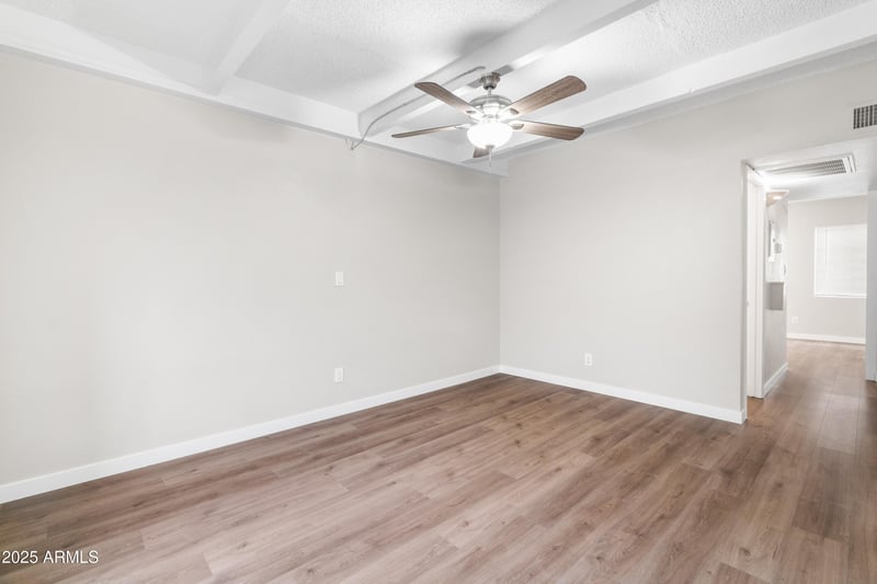 1343 Pierson St, Phoenix, AZ 85014