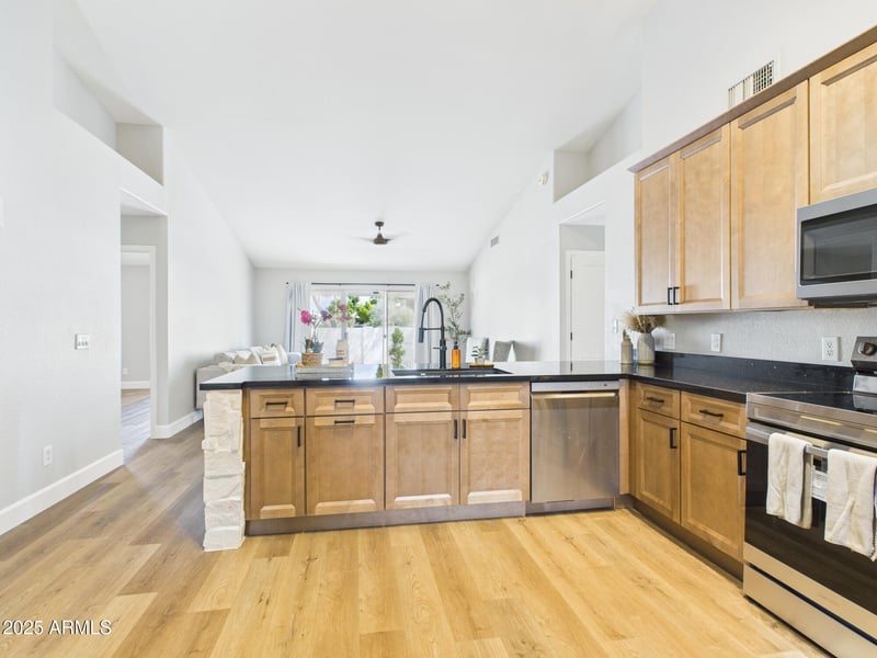 13431 30th St, Phoenix, AZ 85032