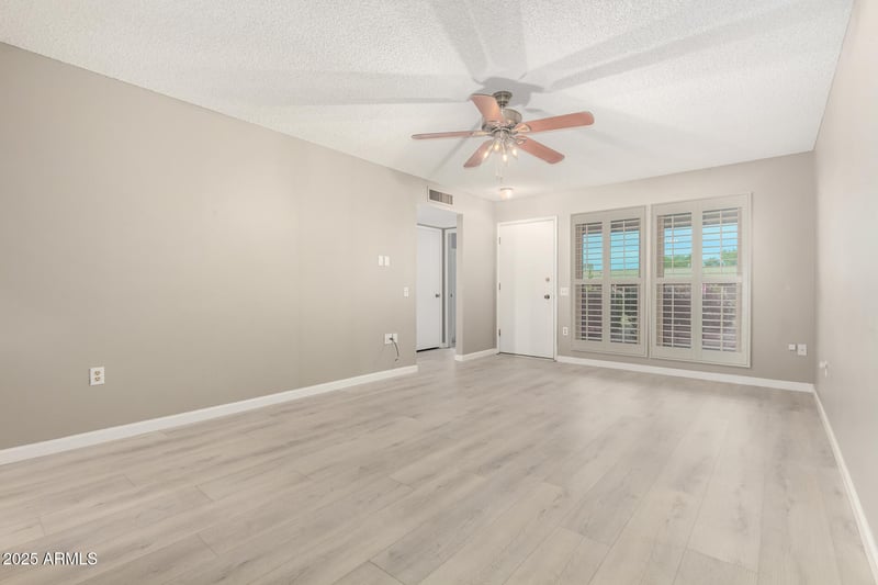 13438 Desert Glen Dr, Sun City West, AZ 85375