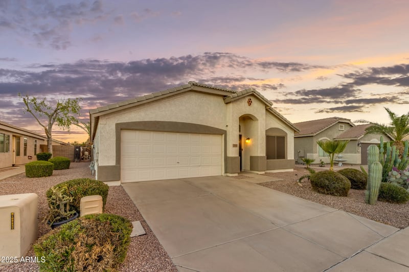 13438 Redfield Rd, Surprise, AZ 85379