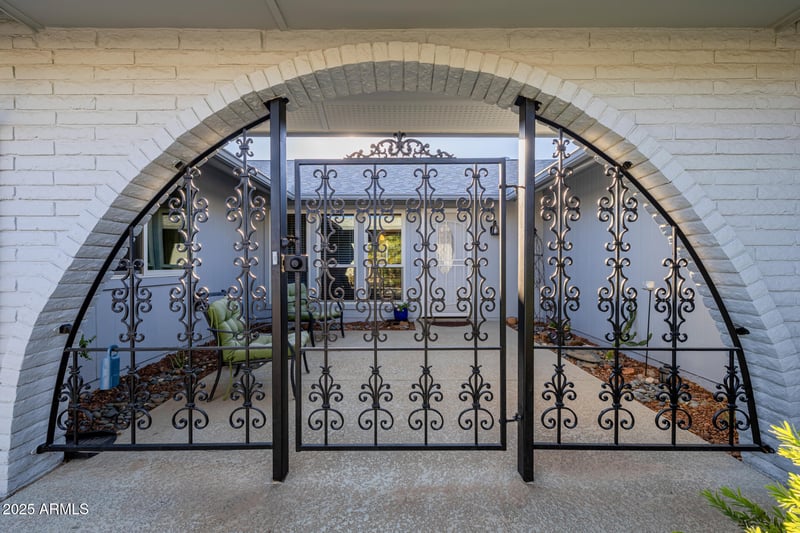 13439 Prospect Dr, Sun City West, AZ 85375