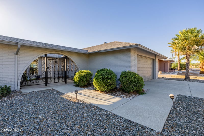13439 Prospect Dr, Sun City West, AZ 85375