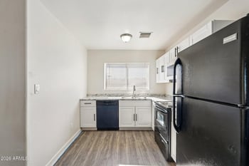1344 E Pueblo Ave, Phoenix, AZ 85040