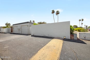 13442 N Emberwood Dr, Sun City, AZ 85351