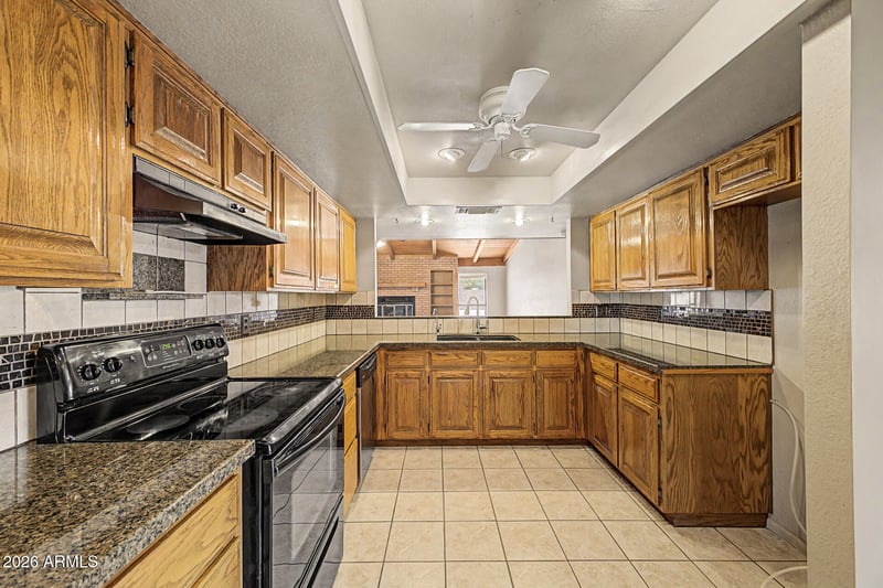 1345 N Greenfield Rd, Gilbert, AZ 85234