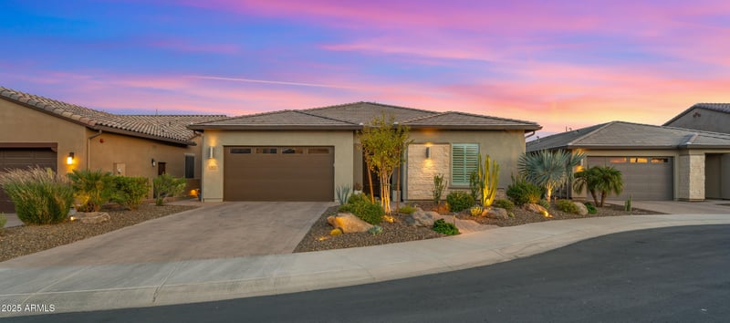 13453 Red Hawk Dr, Peoria, AZ 85383
