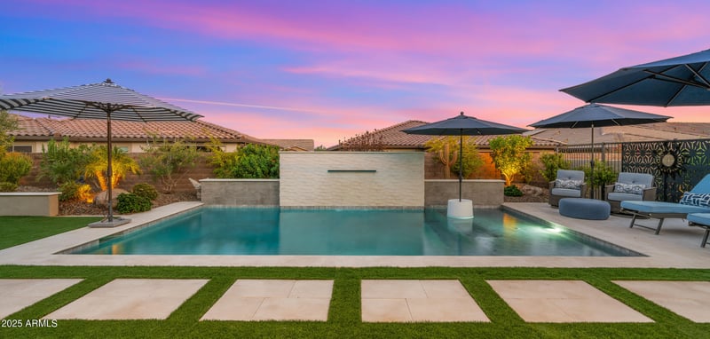 13453 Red Hawk Dr, Peoria, AZ 85383