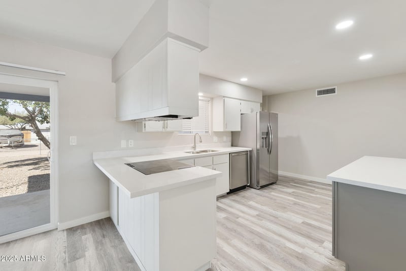 1346 Main Dr, Apache Junction, AZ 85120