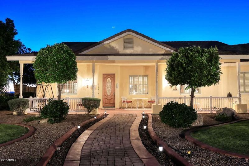 1346 N 69th Pl, Mesa, AZ 85207