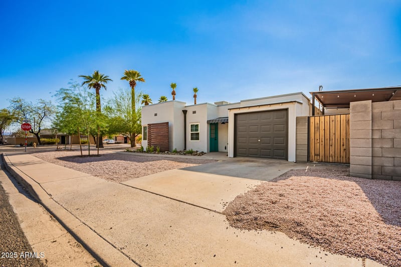 1346 Palm Ln, Phoenix, AZ 85006