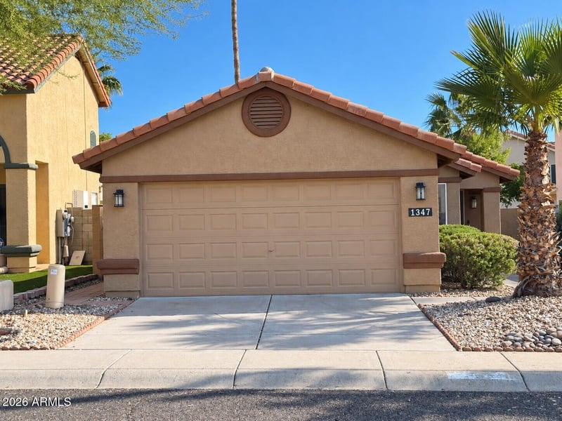 1347 E Muriel Dr, Phoenix, AZ 85022