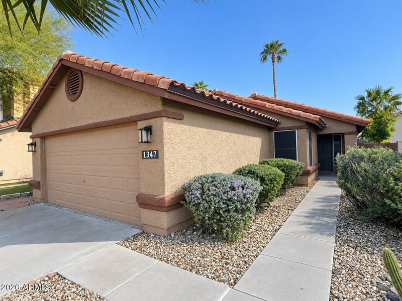 1347 E Muriel Dr, Phoenix, AZ 85022