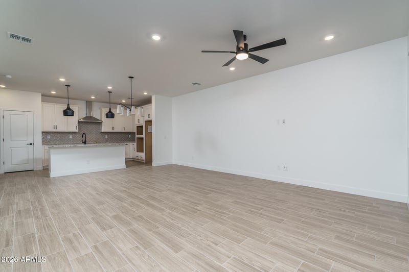 13472 N 157th Ln, Surprise, AZ 85379