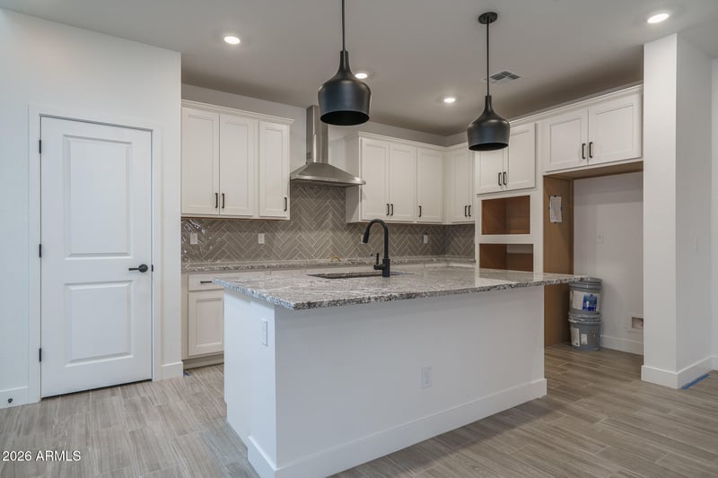 13472 N 157th Ln, Surprise, AZ 85379