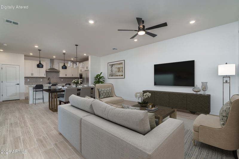 13472 N 157th Ln, Surprise, AZ 85379