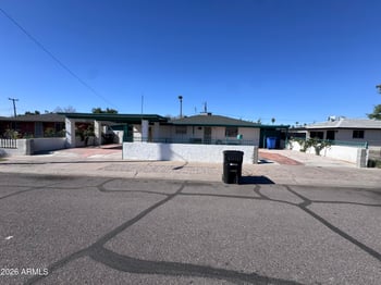 1348 38th Ln, Phoenix, AZ 85009