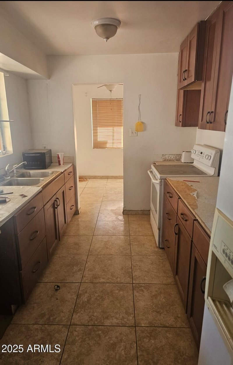 1348 5th Ave, Mesa, AZ 85204