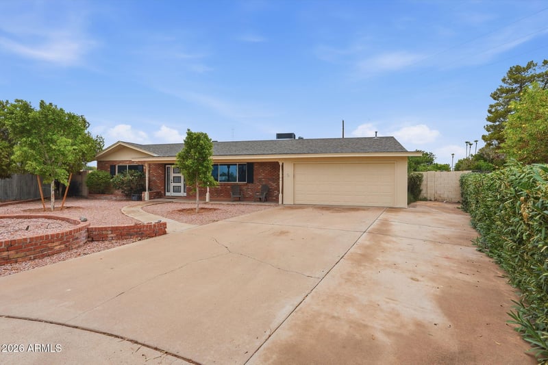 1348 Enrose Cir, Mesa, AZ 85203