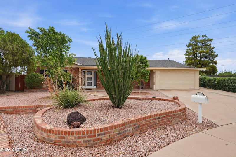 1348 Enrose Cir, Mesa, AZ 85203