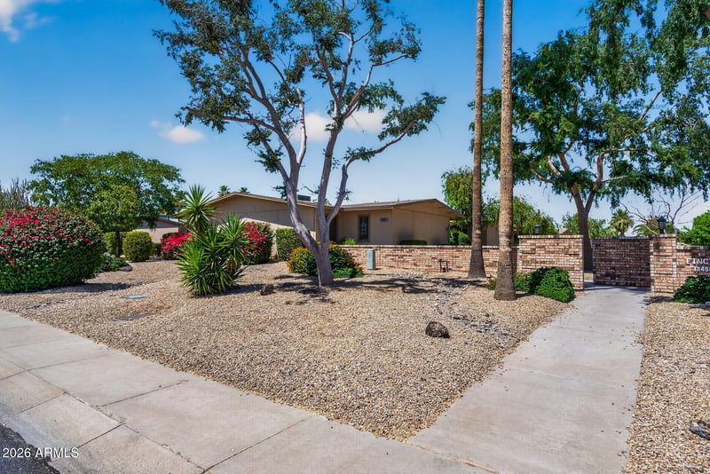 13482 Copperstone Dr, Sun City West, AZ 85375