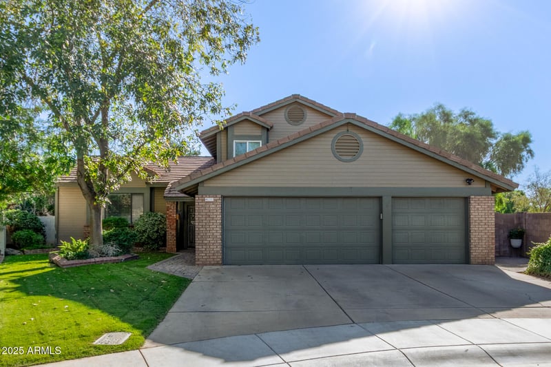1349 E Lobster Bay Cir, Gilbert, AZ 85234