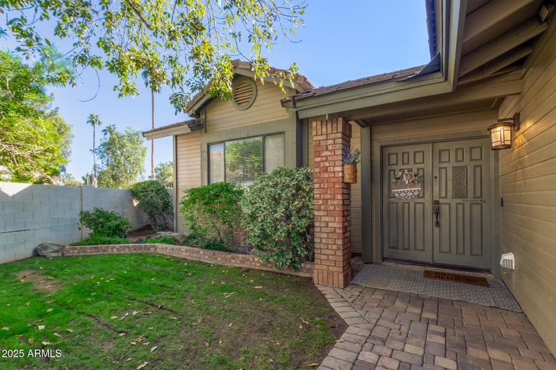 1349 E Lobster Bay Cir, Gilbert, AZ 85234