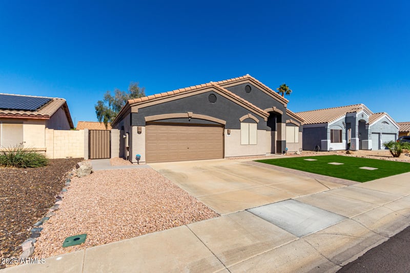 13496 Cottonwood St, Surprise, AZ 85374