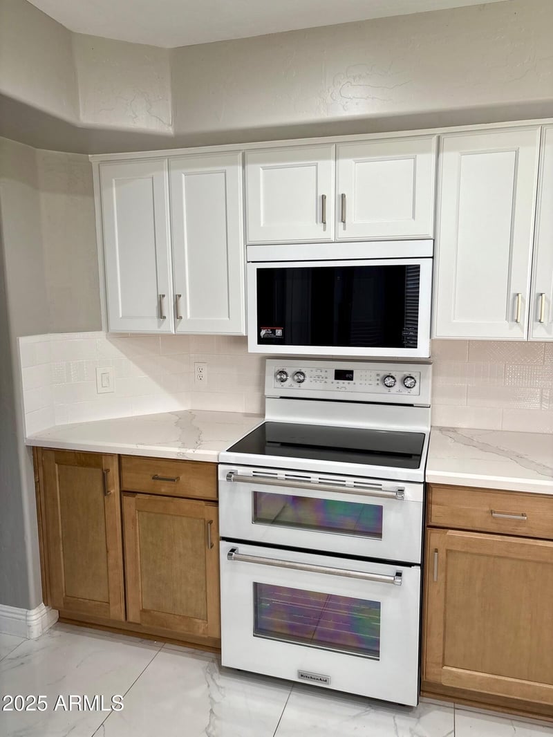135 Abalone Dr, Gilbert, AZ 85233