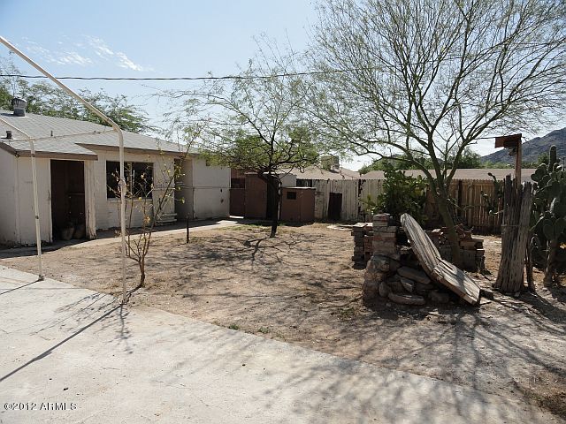 1350 E Becker Ln, Phoenix, AZ 85020