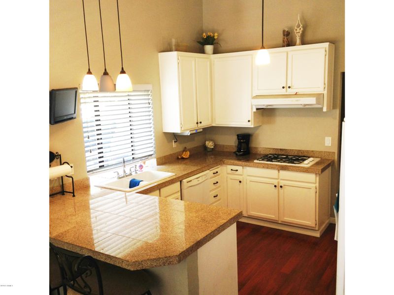 1350 E Lobster Bay Cir, Gilbert, AZ 85234