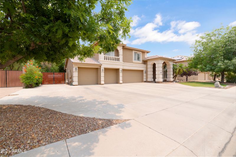1350 E Lynx Way, Chandler, AZ 85249