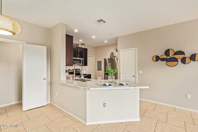 1350 Greenfield Rd #1044, Mesa, AZ 85206