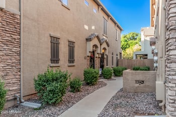 1350 Greenfield Rd #1046, Mesa, AZ 85206