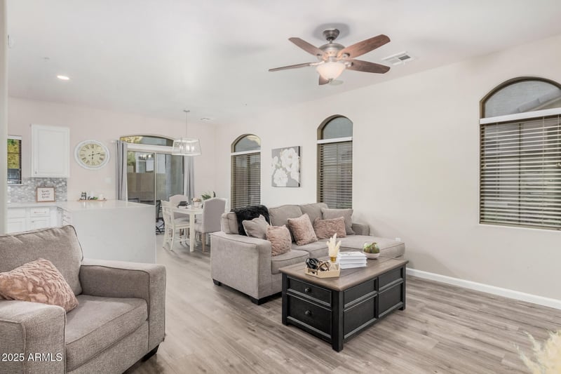 1350 Greenfield Rd #1046, Mesa, AZ 85206