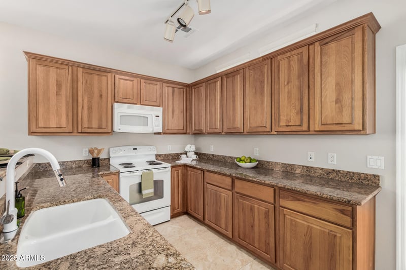 1350 Greenfield Rd #1103, Mesa, AZ 85206
