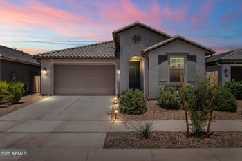 1350 Macaw Dr, Queen Creek, AZ 85140