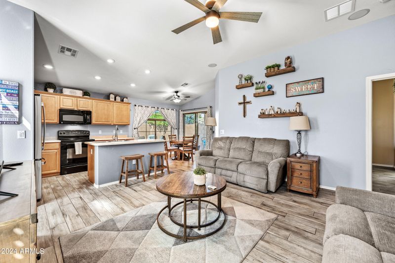 1350 S Greenfield Rd #1088, Mesa, AZ 85206