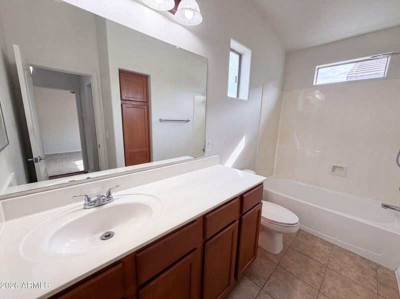 1350 S Greenfield Rd #2219, Mesa, AZ 85206