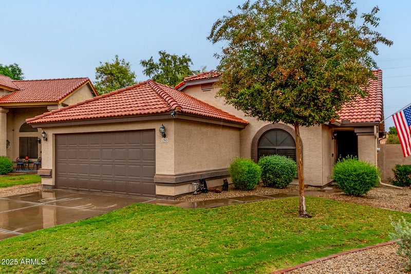 1350 Seascape Dr, Gilbert, AZ 85233