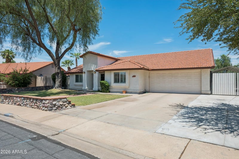 1350 W Escarpa St, Mesa, AZ 85201