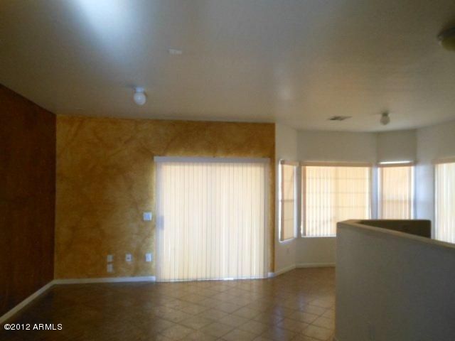 1350 W Roeser Rd, Phoenix, AZ 85040