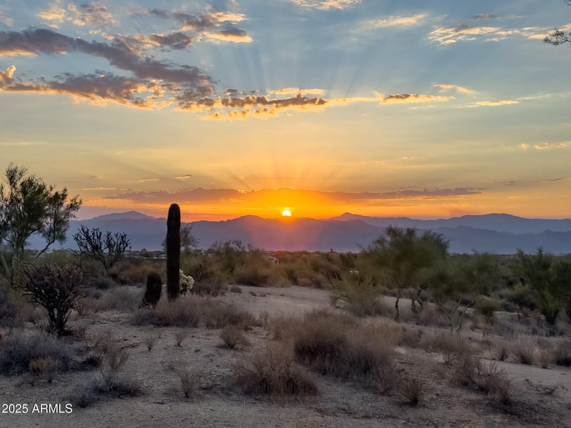 13502 Jomax Rd, Scottsdale, AZ 85262