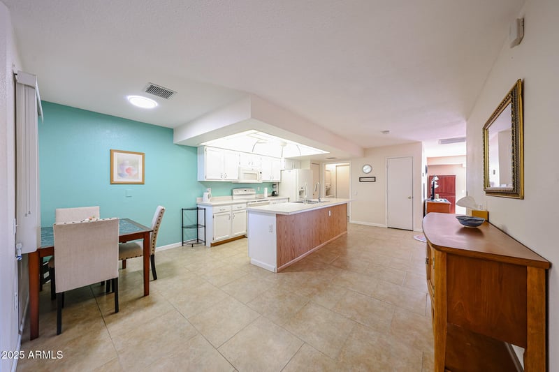 13502 Prospect Dr, Sun City West, AZ 85375