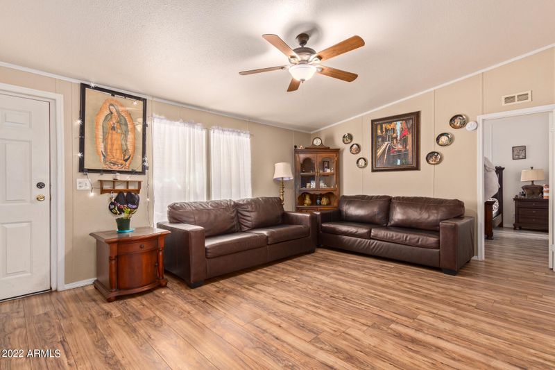 13507 S 210th Ln, Buckeye, AZ 85326