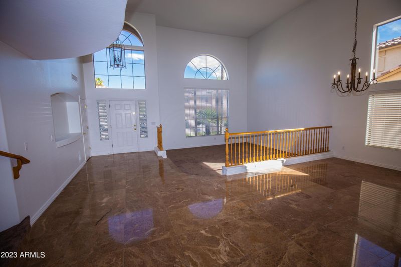 1351 E Crescent Way, Chandler, AZ 85249